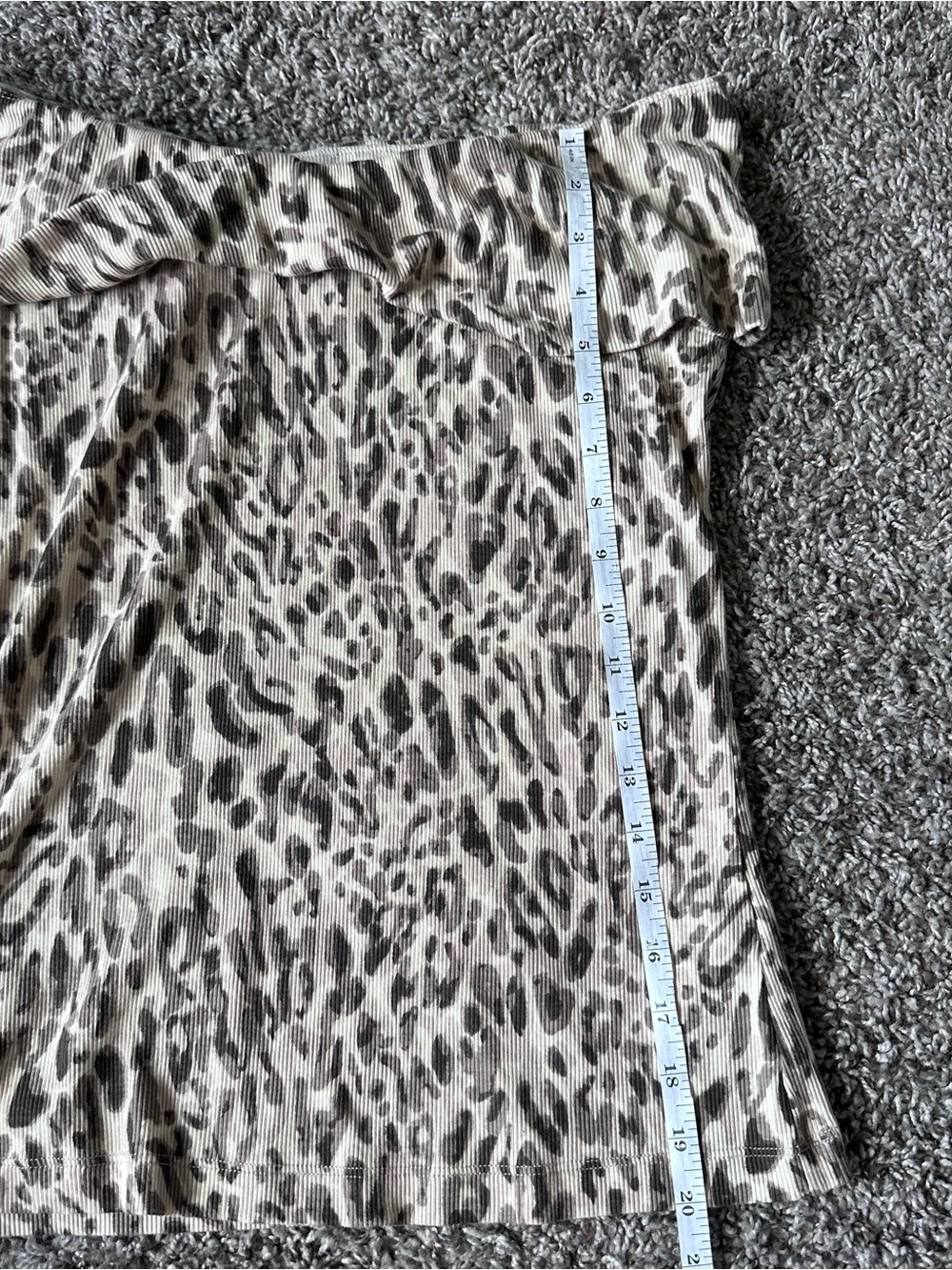 Off-Shoulder Leopard Print Top - Picture 8 of 8